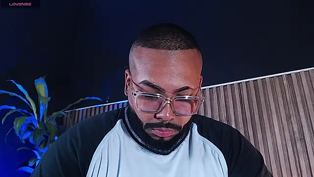 Snapshot of DilanJonnes_ chatting on January 29, 2025, 10:11 pm DilanJonnes  online show from January 29, 2025, 10:11 pm