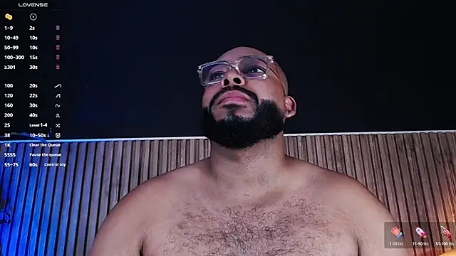 Snapshot of DilanJonnes_ chatting on February 13, 2025, 1:29 am DilanJonnes  online show from February 13, 2025, 1:29 am