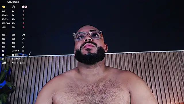 Snapshot of DilanJonnes_ chatting on February 14, 2025, 10:58 pm DilanJonnes  online show from February 14, 2025, 10:58 pm