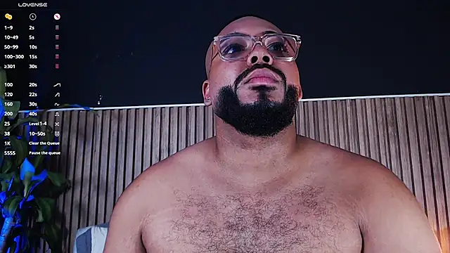 Snapshot of DilanJonnes_ chatting on February 21, 2025, 2:17 am DilanJonnes  online show from February 21, 2025, 2:17 am