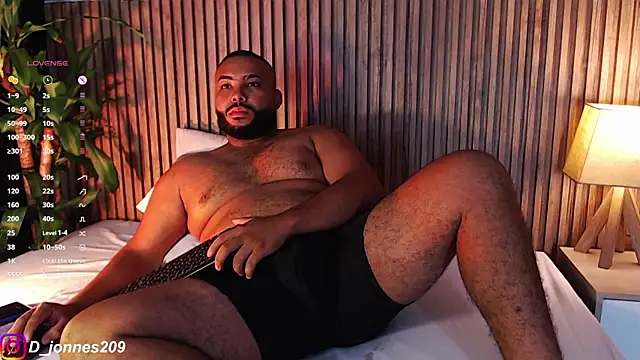 Snapshot of DilanJonnes_ chatting on September 14, 2025, 3:00 pm DilanJonnes  online show from September 14, 2025, 3:00 pm