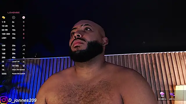 Snapshot of DilanJonnes_ chatting on October 5, 2025, 9:56 pm DilanJonnes  online show from October 5, 2025, 9:56 pm