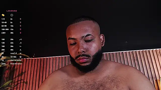 Snapshot of DilanJonnes_ chatting on October 24, 2025, 10:06 pm DilanJonnes  online show from October 24, 2025, 10:06 pm