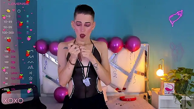 Snapshot of dominic_thailor chatting on December 28, 2024, 1:59 pm dominic thailor online show from December 28, 2024, 1:59 pm