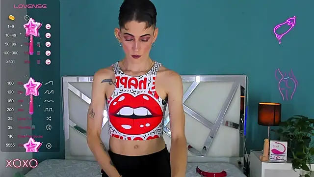 Snapshot of dominic_thailor chatting on January 4, 2025, 4:54 pm dominic thailor online show from January 4, 2025, 4:54 pm