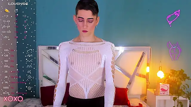 Snapshot of dominic_thailor chatting on January 18, 2025, 2:02 pm dominic thailor online show from January 18, 2025, 2:02 pm