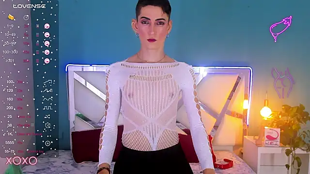 Snapshot of dominic_thailor chatting on January 18, 2025, 5:04 pm dominic thailor online show from January 18, 2025, 5:04 pm