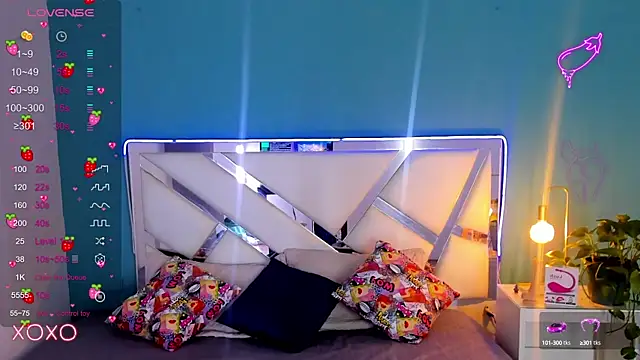 Snapshot of dominic_thailor chatting on February 5, 2025, 2:37 pm dominic thailor online show from February 5, 2025, 2:37 pm