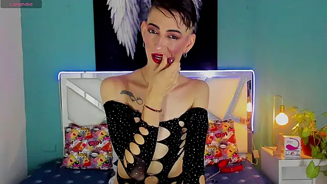 Snapshot of dominic_thailor chatting on March 4, 2025, 2:10 pm dominic thailor online show from March 4, 2025, 2:10 pm