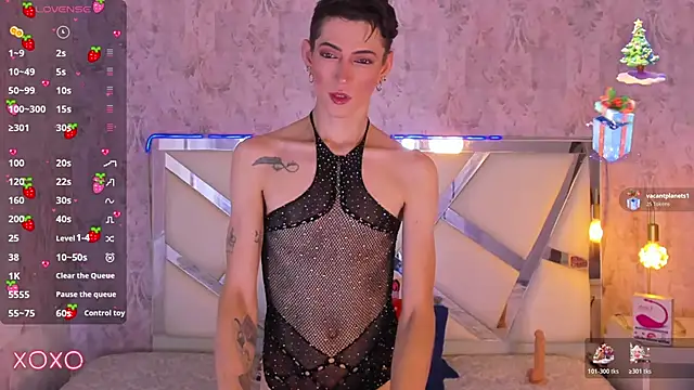 dominic thailor online show from December 17, 2025, 2:23 pm