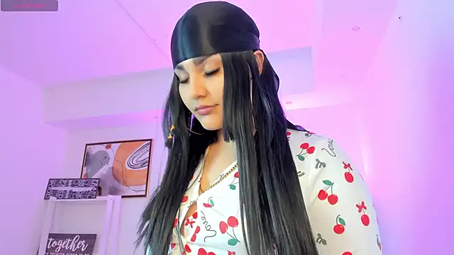 Snapshot of ArigyGomez chatting on December 14, 2025, 12:32 pm ArigyGomez online show from December 14, 2025, 12:32 pm