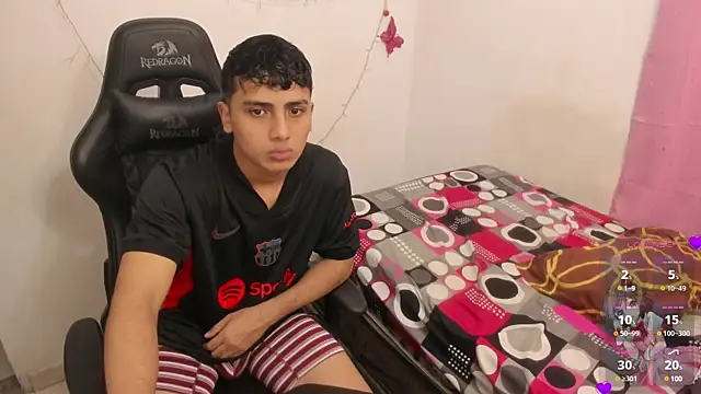 Snapshot of Max_kony chatting on December 14, 2024, 2:56 am Max kony online show from December 14, 2024, 2:56 am