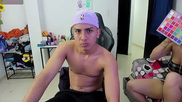 Snapshot of Max_kony chatting on March 17, 2025, 12:30 am Max kony online show from March 17, 2025, 12:30 am