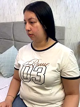 Snapshot of AshleeyPrincess chatting on October 7, 2025, 2:25 pm AshleeyPrincess online show from October 7, 2025, 2:25 pm