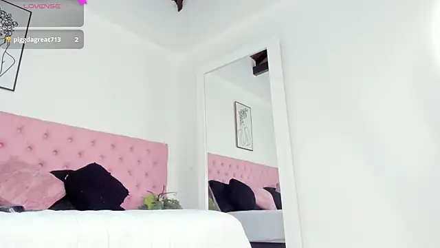 Snapshot of Paytonferrara chatting on October 26, 2025, 5:24 am Paytonferrara online show from October 26, 2025, 5:24 am