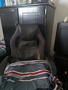 Snapshot of Nathy_Rock chatting on October 16, 2025, 8:10 pm Nathy Rock online show from October 16, 2025, 8:10 pm