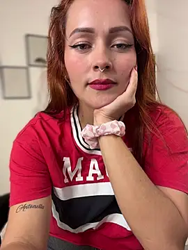 Miss-Abbii online show from November 13, 2025, 9:25 pm