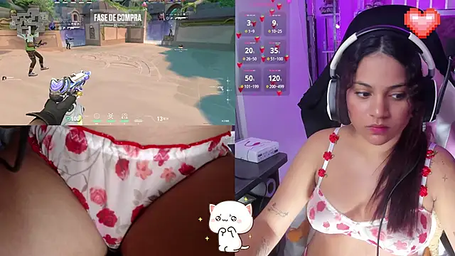 Snapshot of PetiteSophie_ chatting on March 3, 2025, 4:24 pm PetiteSophie online show from March 3, 2025, 4:24 pm