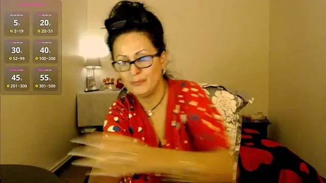 YourDreamLoverr online show from February 12, 2025, 11:51 pm