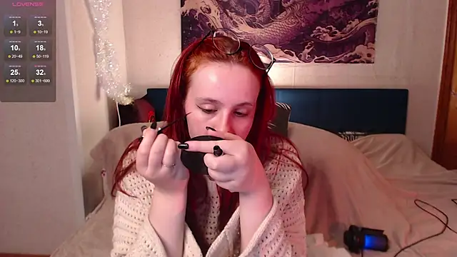 Snapshot of VanessaLincum chatting on December 12, 2024, 5:31 am VanessaLincum online show from December 12, 2024, 5:31 am