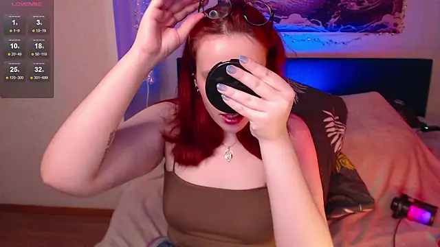 Snapshot of VanessaLincum chatting on January 27, 2025, 7:14 am VanessaLincum online show from January 27, 2025, 7:14 am