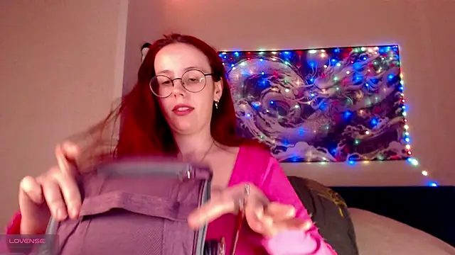 Snapshot of VanessaLincum chatting on November 21, 2025, 7:07 am VanessaLincum online show from November 21, 2025, 7:07 am