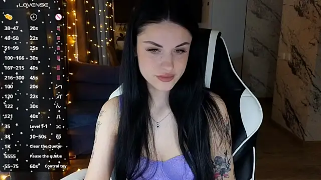 Mary   Moore online show from February 3, 2025, 3:20 am