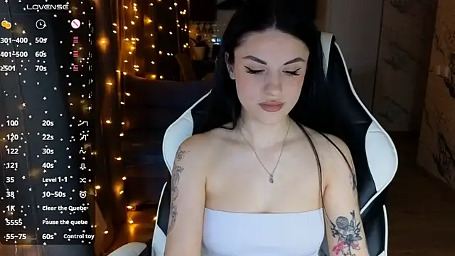 Mary   Moore online show from February 5, 2025, 12:53 am