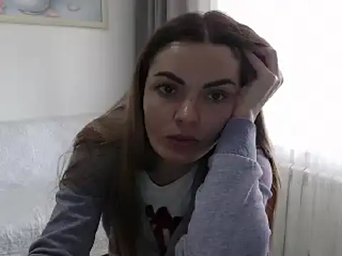  JustmeHere  online show from February 18, 2025, 12:28 pm