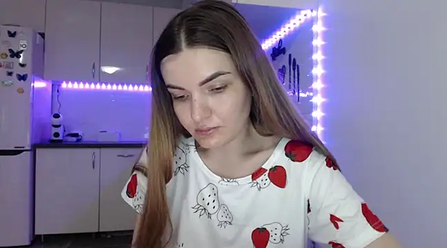  JustmeHere  online show from February 19, 2025, 5:06 pm