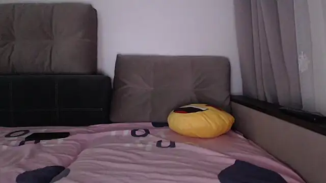  JustmeHere  online show from September 24, 2025, 8:56 pm