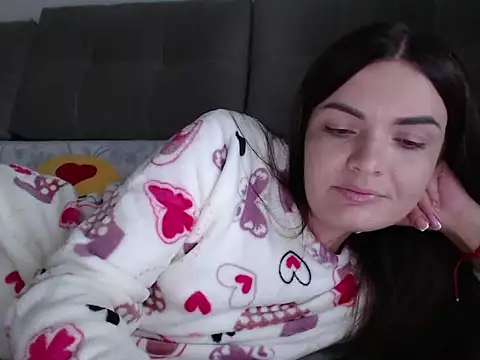  JustmeHere  online show from September 28, 2025, 7:47 am