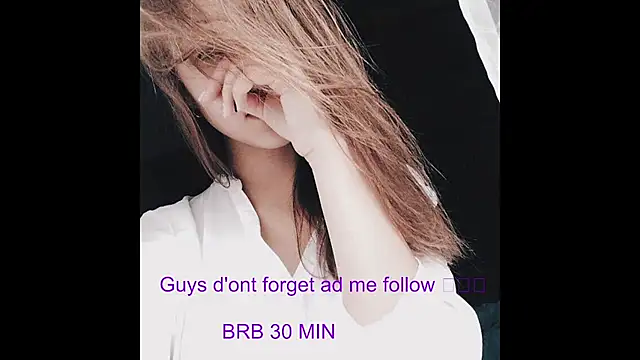  JustmeHere  online show from November 17, 2025, 6:57 pm