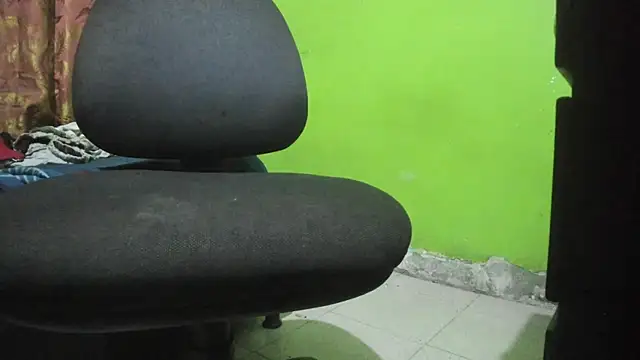 Snapshot of Brenda_Smith69 chatting on November 18, 2025, 9:08 pm Brenda Smith69 online show from November 18, 2025, 9:08 pm