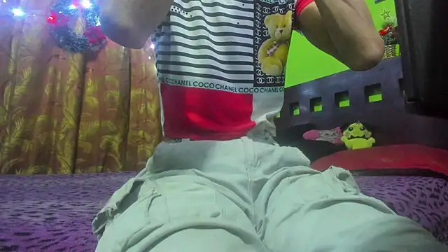 Snapshot of Brenda_Smith69 chatting on December 14, 2025, 7:51 pm Brenda Smith69 online show from December 14, 2025, 7:51 pm