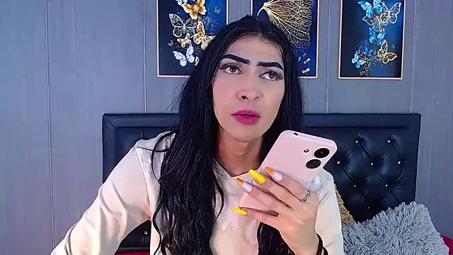 Snapshot of Evelynn_sex_ chatting on December 27, 2024, 1:18 pm Evelynn sex online show from December 27, 2024, 1:18 pm