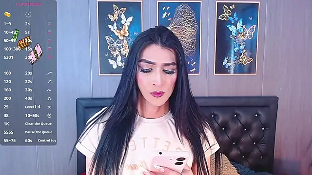 Snapshot of Evelynn_sex_ chatting on March 19, 2025, 2:13 pm Evelynn sex online show from March 19, 2025, 2:13 pm