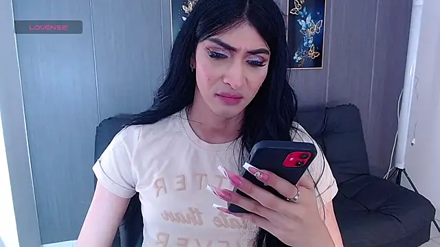 Snapshot of Evelynn_sex_ chatting on September 16, 2025, 2:18 pm Evelynn sex online show from September 16, 2025, 2:18 pm