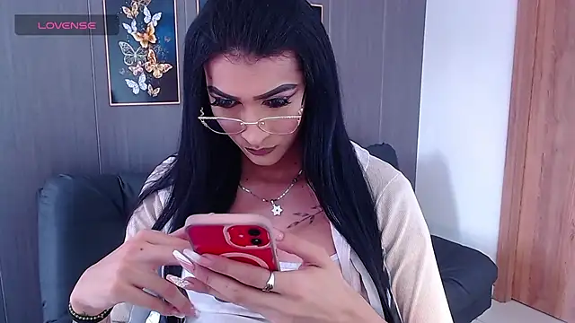 Snapshot of Evelynn_sex_ chatting on November 27, 2025, 1:13 pm Evelynn sex online show from November 27, 2025, 1:13 pm