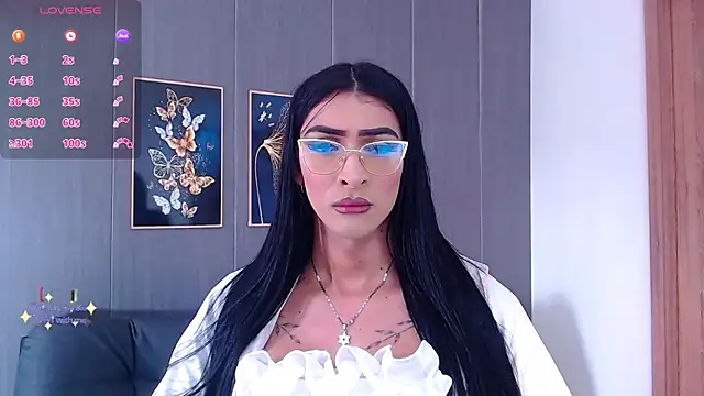 Snapshot of Evelynn_sex_ chatting on December 4, 2025, 1:42 pm Evelynn sex online show from December 4, 2025, 1:42 pm