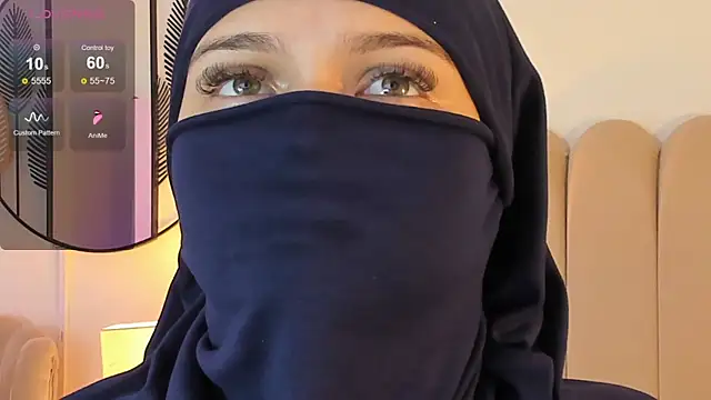 Snapshot of anna-henao chatting on December 10, 2024, 1:55 pm anna-henao online show from December 10, 2024, 1:55 pm