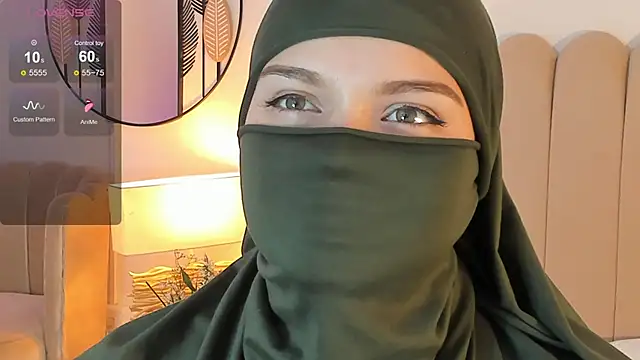 Snapshot of anna-henao chatting on January 14, 2025, 2:43 pm anna-henao online show from January 14, 2025, 2:43 pm