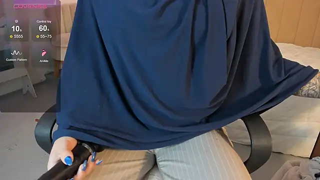 Snapshot of anna-henao chatting on March 4, 2025, 12:55 pm anna-henao online show from March 4, 2025, 12:55 pm