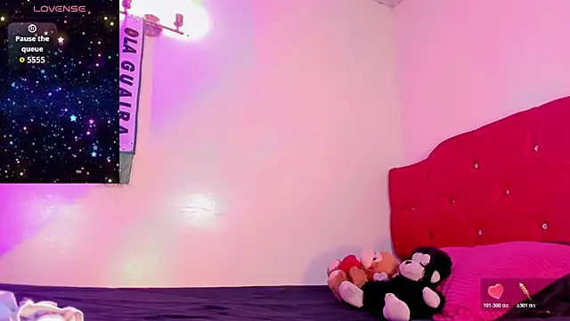 Snapshot of naomy__xx chatting on December 3, 2025, 3:14 am naomy xx online show from December 3, 2025, 3:14 am