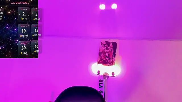 Snapshot of naomy__xx chatting on December 5, 2025, 3:15 am naomy xx online show from December 5, 2025, 3:15 am