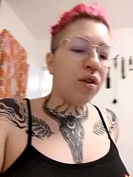 Snapshot of divine_eve chatting on February 27, 2025, 2:10 pm divine eve online show from February 27, 2025, 2:10 pm