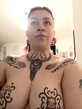 Snapshot of divine_eve chatting on March 9, 2025, 6:43 pm divine eve online show from March 9, 2025, 6:43 pm