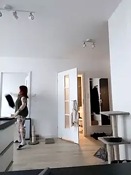 Snapshot of divine_eve chatting on October 25, 2025, 12:02 pm divine eve online show from October 25, 2025, 12:02 pm