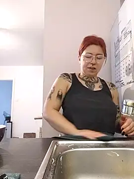 Snapshot of divine_eve chatting on October 29, 2025, 11:56 am divine eve online show from October 29, 2025, 11:56 am