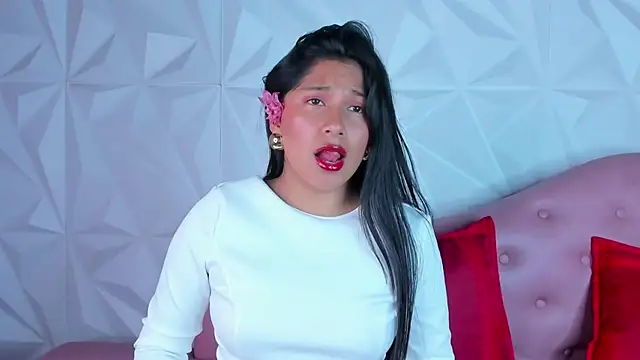 Snapshot of LinnaGardenia chatting on December 25, 2024, 3:49 pm LinnaGardenia online show from December 25, 2024, 3:49 pm